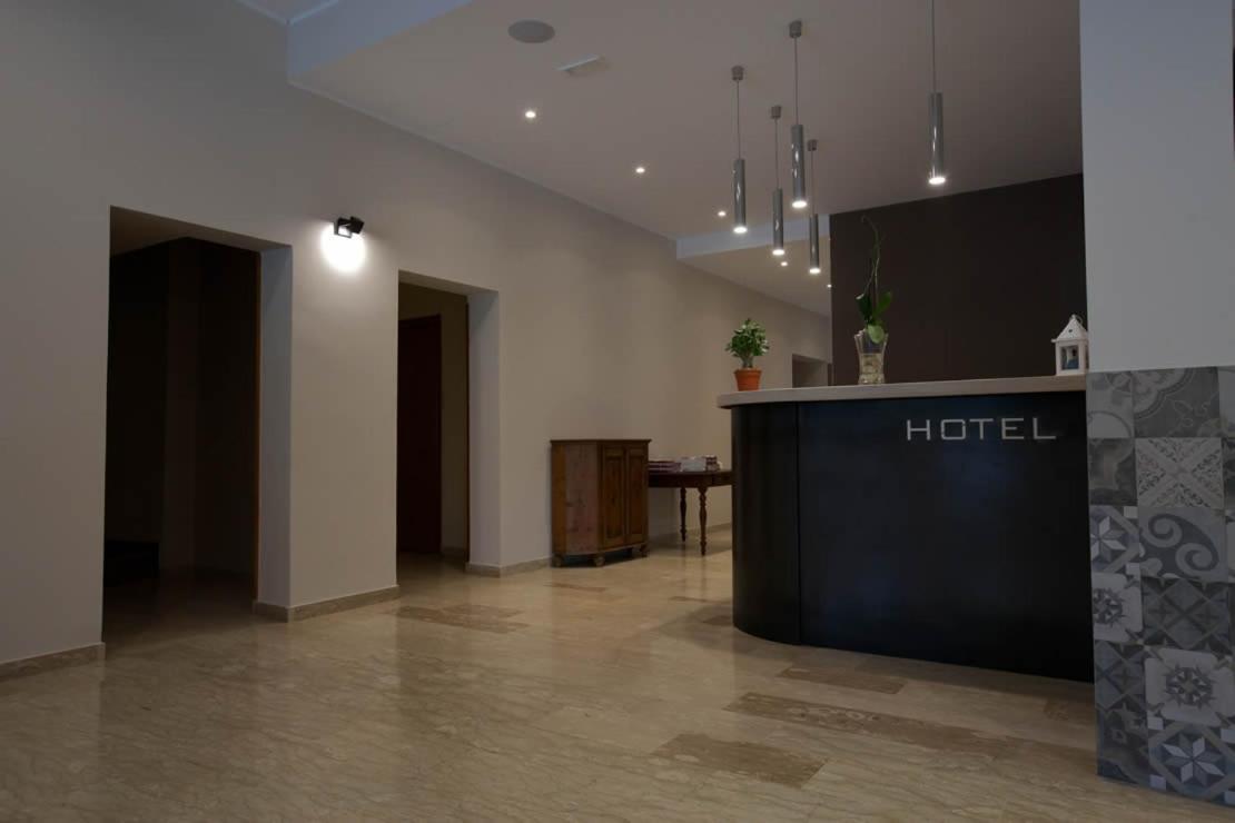 Onorati Hotel Priverno Exterior foto